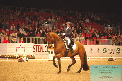 Helgstrand Jewellery CDI3 Grand Prix (GP)
Keywords: stella hagelstam;gin tonic