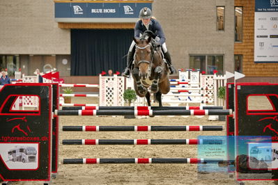 Blue Hors
6 års finale spring
Keywords: quite confident h;sille aakerblad