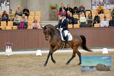 Blue Hors
5 års finale dressur
Keywords: anne-marie hosbond;danesa nord