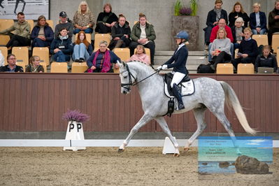 Blue Hors
6 års finale
Keywords: sissel bille jacobsen;dune nec