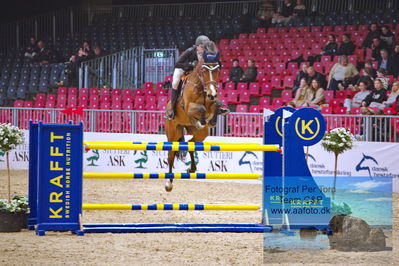 Kingsland CSI3 Medium Tour 140
Keywords: oliver lazarus;farnell