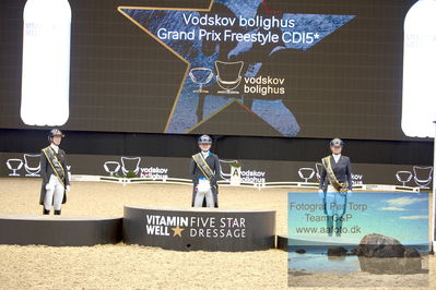 Vitamin Well Five Star Dressage / Vodskov Bolighus CDI5 Grand Prix Freestyle
Keywords: carina cassoe krüth;heiline's danciera;lone bang zindorff;nanna skodborg merrald;podie