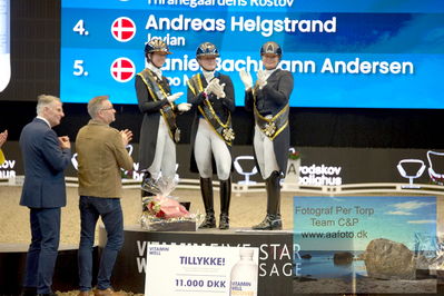 Vitamin Well Five Star Dressage / Vodskov Bolighus CDI5 Grand Prix Freestyle
Keywords: carina cassoe krüth;heiline&#039;s danciera;lone bang zindorff;nanna skodborg merrald;podie