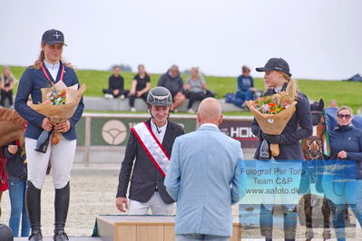 2. Kval. og Finale af Agria DRF Mesterskab U21 præsenteret af TG Horseboxes - S12. Kval. og Finale af Agria DRF Mesterskab U25 præsenteret af PAVO Springning Heste
Keywords: dm;pt;theodor wildfang just linde;frida munk lassen;josefine sandgaard moerup;lap of honour