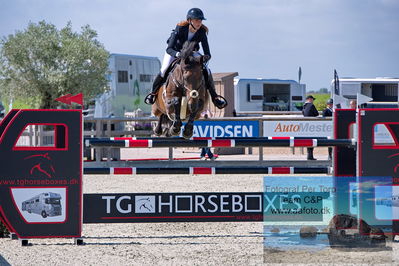 2. Kval. og Finale af Agria DRF Mesterskab U18 præsenteret af Højgård Hestehospital
Keywords: dm;pt;emma ponsaing;aramis 577