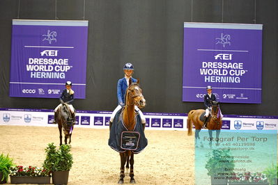 CSIP FEI Jumping Ponies Trophy (238.2.1) 1.25m
Keywords: zoe keys;victory day;lap of honour