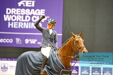 Easy Agri Care CSI2 Big Tour LR (238.2.2) 1.45m
Keywords: stine cassoe jacobsen;finette ask;lap of honour