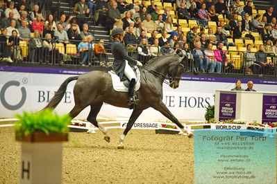 FEI Dressage World Cup Grand Prix
Keywords: nadja aaboe sloth;favour gersdorf