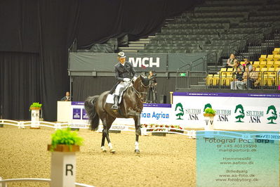 FEI Dressage World Cup Grand Prix
Keywords: andreas helgstrand;queenparks wendy