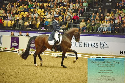 FEI Dressage World Cup Grand Prix
Keywords: patrick kittel;touch down