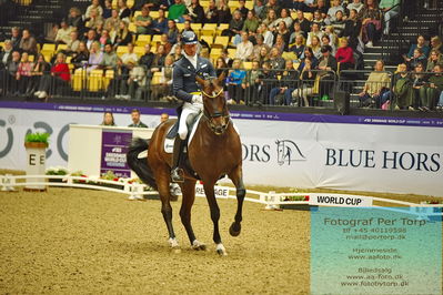 FEI Dressage World Cup Grand Prix
Keywords: patrick kittel;touch down