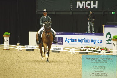 FEI Dressage World Cup Grand Prix Freestyle
Keywords: anna zibrandtsen;quel filou