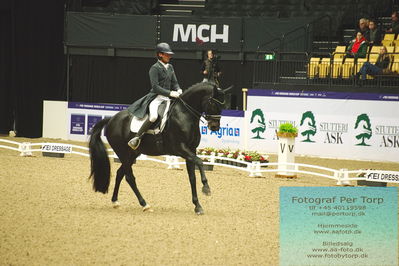 FEI Dressage World Cup Grand Prix Freestyle
Keywords: corentin pottier;gotilas du feuillard