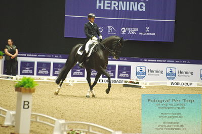 FEI Dressage World Cup Grand Prix Freestyle
Keywords: andreas helgstrand;queenparks wendy