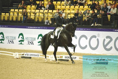 FEI Dressage World Cup Grand Prix Freestyle
Keywords: andreas helgstrand;queenparks wendy