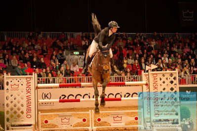 07 FENDT CSI3 Medium Tour (238.2.1) 1.40
Keywords: stella röhlcke;sidney sam b