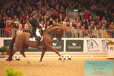 Helgstrand Jewellery CDI3 Grand Prix (GP)
Keywords: carl hedin;van der veen