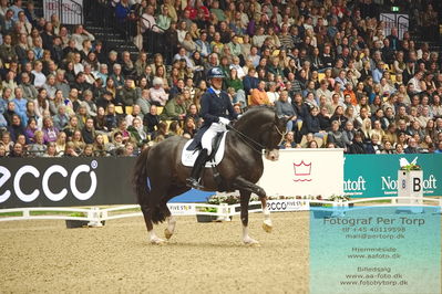 09 ECCO CDI5Grand Prix Special (GPS) - ECCO FIVE STAR DRESSAGE
Keywords: nanna skodborg merrald;blue hors don olymbrio