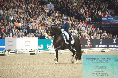 09 ECCO CDI5Grand Prix Special (GPS) - ECCO FIVE STAR DRESSAGE
Keywords: nanna skodborg merrald;blue hors don olymbrio