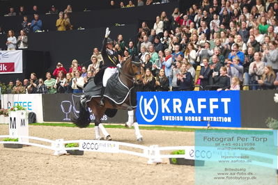 09 ECCO CDI5Grand Prix Special (GPS) - ECCO FIVE STAR DRESSAGE
Keywords: daniel bachmann andersen;cathrine laudrup-dufour;nanna skodborg merrald;lap of honour