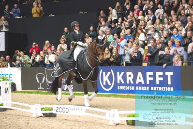 09 ECCO CDI5Grand Prix Special (GPS) - ECCO FIVE STAR DRESSAGE
Keywords: daniel bachmann andersen;cathrine laudrup-dufour;nanna skodborg merrald;lap of honour