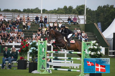 ffive star pony grandprix
showjumping
Keywords: falsterbo;caroline ankarcrona;meweis af toftagaarden