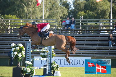 Stiftelsen Falsterbo Horse Show Prize
145cm
Keywords: falsterbo;pius schwiser;just special k