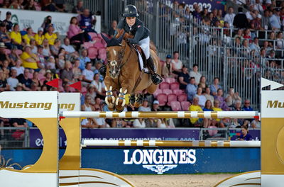 Jumping
nations cup finale
Keywords: pt;victoria gulliksen;equine america papa roach